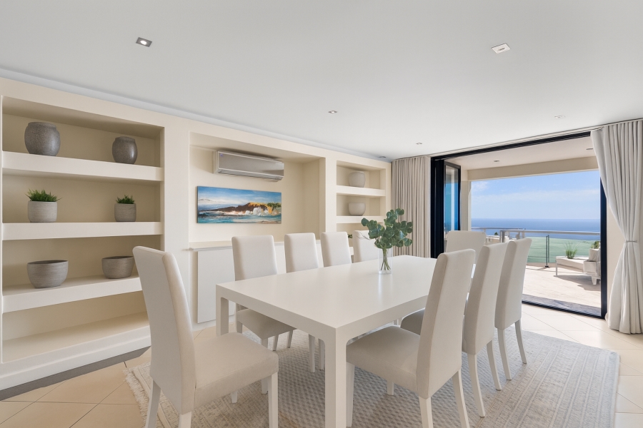 3 Bedroom Property for Sale in Green Point Western Cape